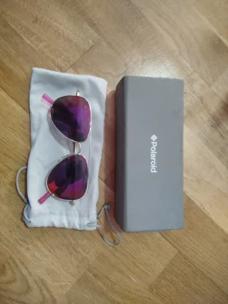 Gafas de sol niña Polaroid rosas y moradas