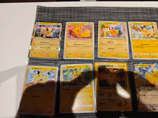 Cartas Pokémon: Pikachu, Arcanine, etc.