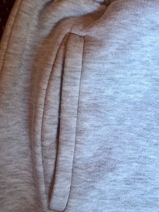 Pantalón deportivo NY gris