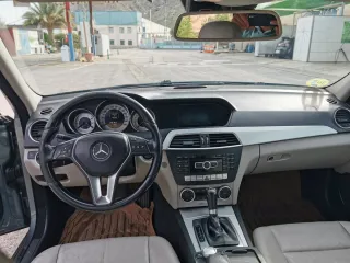 Mercedes-Benz Clase C 2011