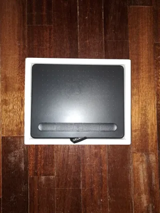 Tavoletta Grafica Wacom Intuos Bluetooth