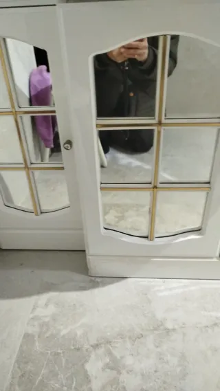 Mueble de baño con  lavabo sin espejo