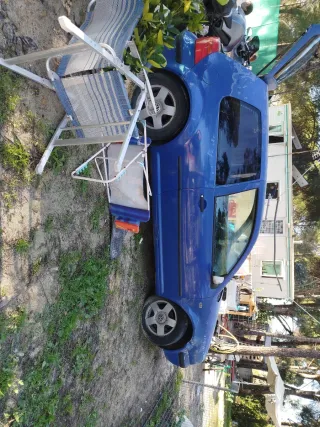 Volkswagen Golf Azul