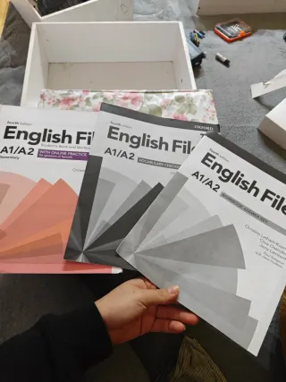 English File A1-a2 Elementary