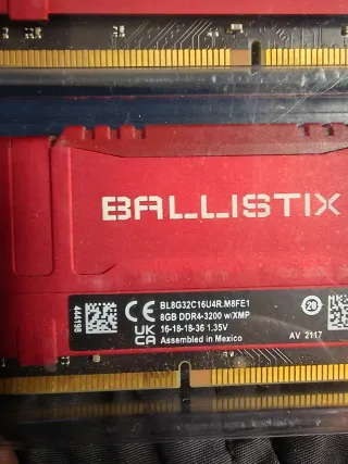 2x 8GB DDR4 RAM 3200MHz