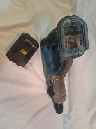 Taladro Makita a Batería piezas o reparar
