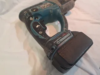 Taladro Makita a Batería piezas o reparar