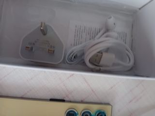 Réplica Samsung dorado  NEGOCIABLE