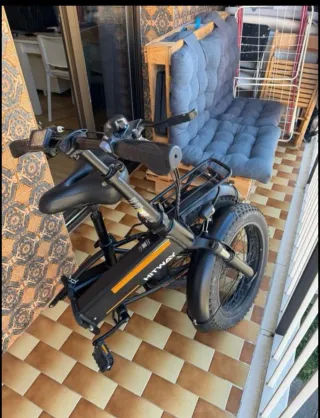 Bicicleta Eléctrica HITWAY Negra