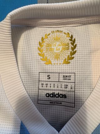 URGE Vender- Camiseta 50 aniversario Argentina/ 10