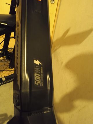 Bicicleta eléctrica Rockrider + casco.