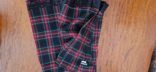 Minifalda cuadros escoceses con hebillas