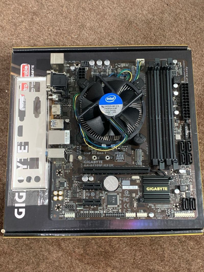Placa Gigabyte B250M DS3H + Intel Core i5-7500 afbeelding 2