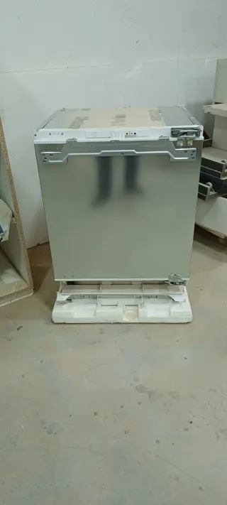 Congelador vertical Balay 3 cajones