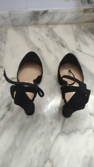 Zapatos de fiesta negros