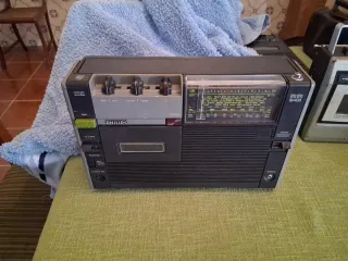 Rádio Cassete Vintage Azul e Cinza