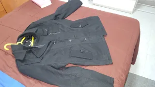 Pantalones vaqueros +vestidos y abrigos