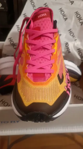 Hoka Mafate X Pink/Black