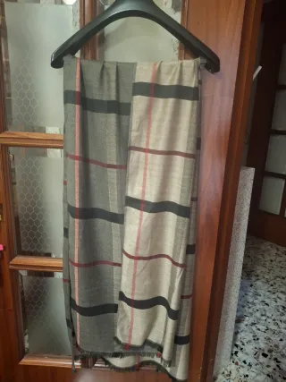 Sciarpa donna a quadri grigio e rosso