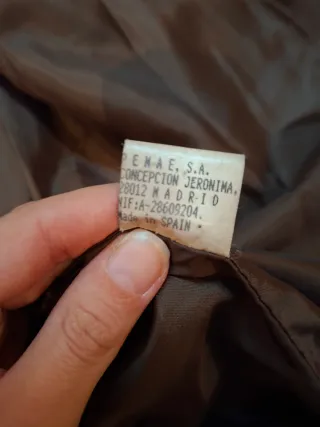 Chaqueta de piel marrón