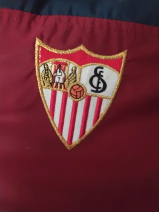 Abrigo-Chubasquero Sevilla FC XL