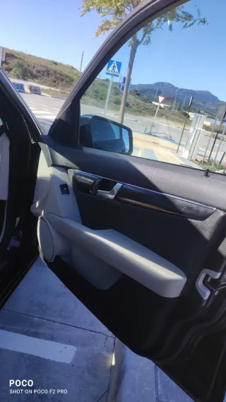 Mercedes-Benz Clase C 2011