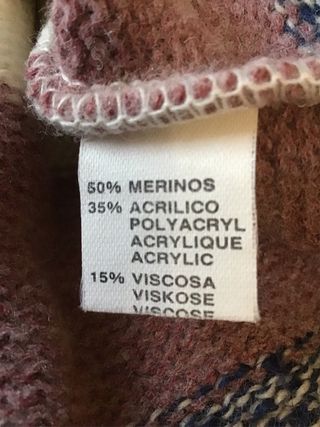 Maglione con ampio Scollo