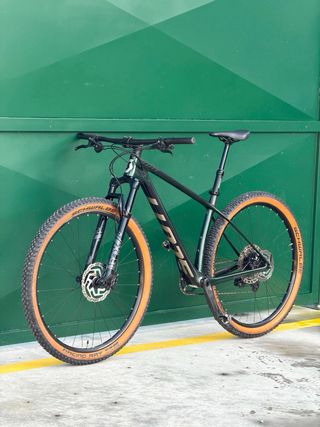Scott Scale de CARBONO con tija telescópica / mtb