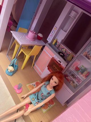 Barbie Dreamhouse con vasca e Barbie