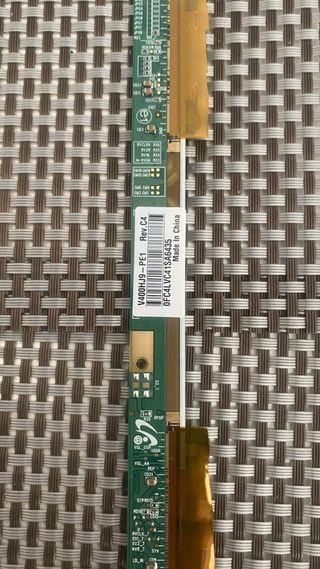 Placa TV Thomson 40” + Mando