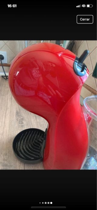 Cafetera Dolce Gusto Roja
