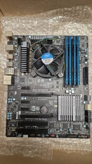 Placa Base Gigabyte Z68X, 2500K y 16GB RAM