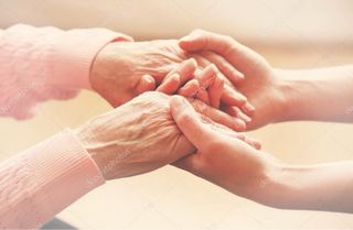 Cuidadora con experiencia y titulación.