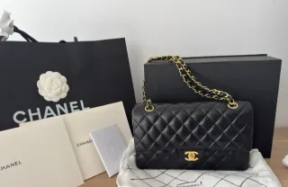 Borsa Chanel Pelle Nera Dettagli Oro
