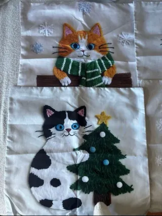 Set 4 Cojines Gatos preciosos Navideños