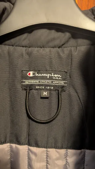 Abrigo Champion Negro