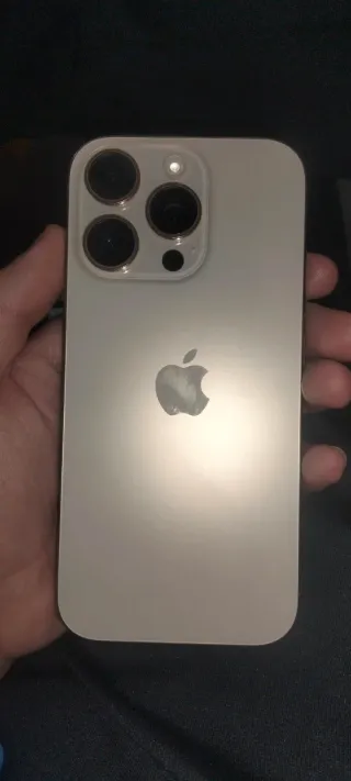 iPhone 16 Pro