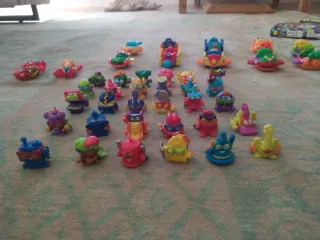 Lote Figuras y coches Superthings