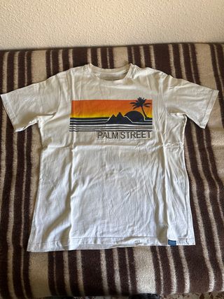 Camiseta Pull and Bear Estampada Talla M