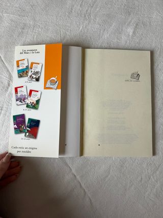 Libro infantil en catalán L’enigma de les ones