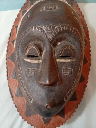 Máscara Africana Baulé madera tallada