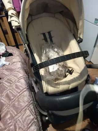 Carro gemelar Stokke con 2 sillas