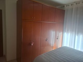 Armario de madera cerezo