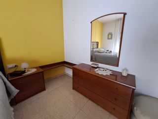 Armario de madera cerezo