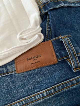 Conjunto hombre vaquero y camiseta T.42 mango