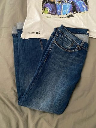 Conjunto hombre vaquero y camiseta T.42 mango