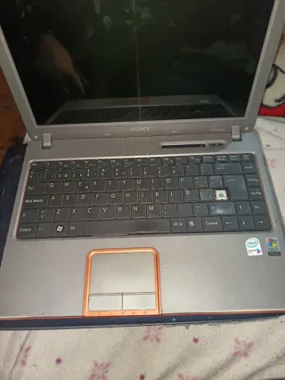 Varios portátiles para piezas