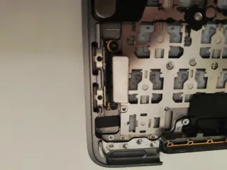 Despiece MacBook Pro 13 A2338