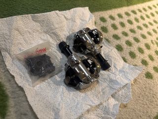 Pedales MTB Shimano con calas nuevas