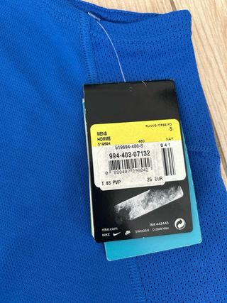 Camiseta deportiva Nike Dry Fit azul